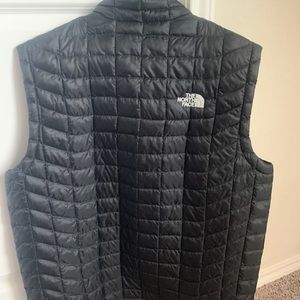 Men’s Northface Vest